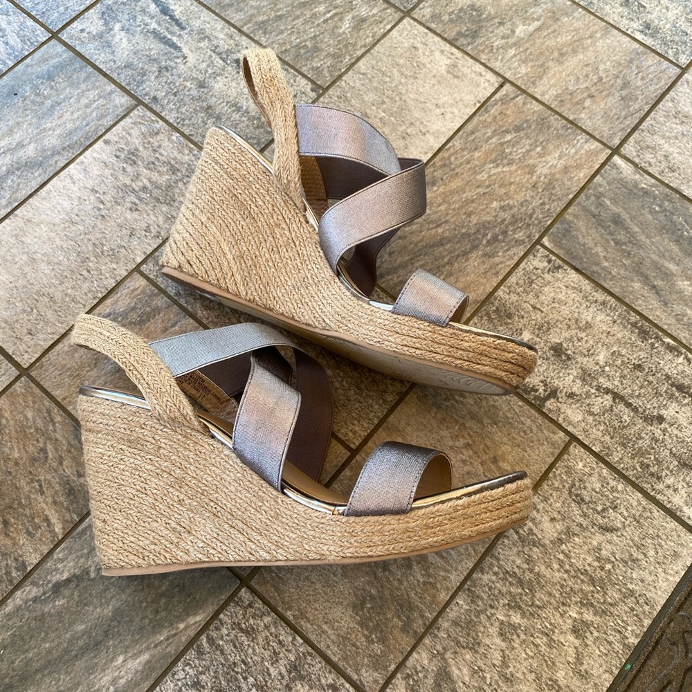 Yellowbox Link Espadrilles size 11